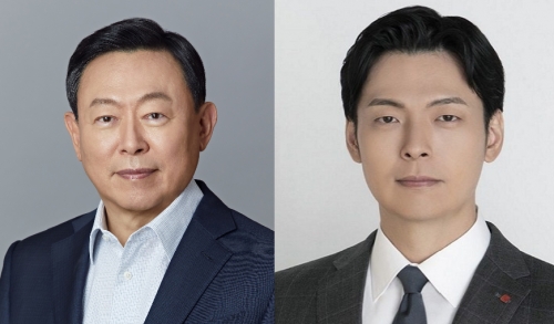 롯데 신동빈 회장(좌), 신유열 부사장. 사진=롯데