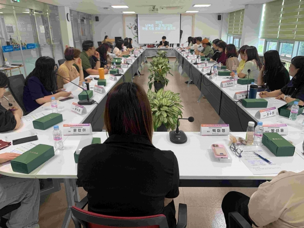 인천시교육청(교육감 도성훈)은 19일 인천학생안전체험관에서 난독증·경계선 지능 학생 지원을 위한 민관학 협의체 운영 회의를 개최하고 전국 최초로 진단 이후까지 이어지는 맞춤형 교육지원체계를 본격화했다.