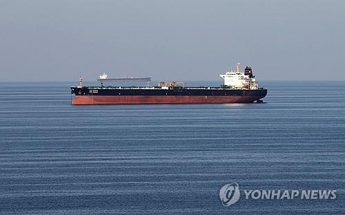 호르무즈 해협을 지나는 유조선출처 : 법률방송(https://www.ltn.kr)